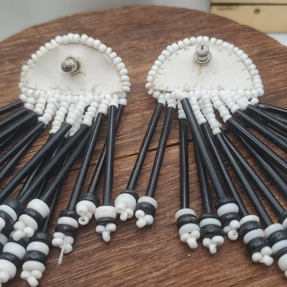 Native seed beaded intricate‎ well made tassel earrings E330